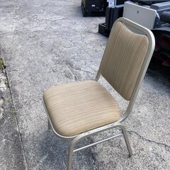 中古アルミ枠レセプションチェアの画像