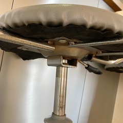 バーカウンター椅子の画像