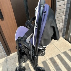 コンビ　ベビーカーの画像