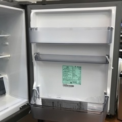 238L 3ドア冷蔵庫 Hisense 未使用品 2024年製の画像