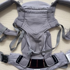 エルゴ　抱っこ紐　グレー　小物付の画像