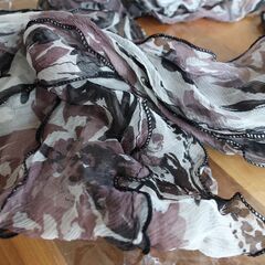 ①　（（株）キングのLUPUY・ONGOOVブランドです。　タグ付き新品　9割引き以下で　定価14300円の画像