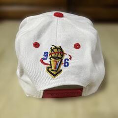 シカゴ ブルズ ヴィンテージ 1996 チャンピオンシップキャップ NBAの画像