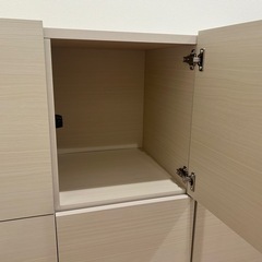  ニトリ　
6枚ドアキャビネットの画像