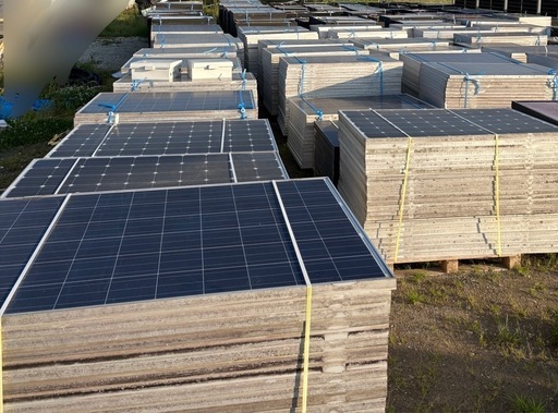 宮城県県北直接引取のみ　100枚価格　在庫800枚前後　アップソーラー　太陽電池モジュール　パネル　UP-M205M UP-M255M　/250603