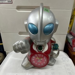 レトロ！ウルトラマンパワード　目覚まし時計 円谷プロダクション