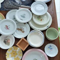 お値下げしました。断捨離‼️食器、グラス、泡立て器等、写真の全部の画像