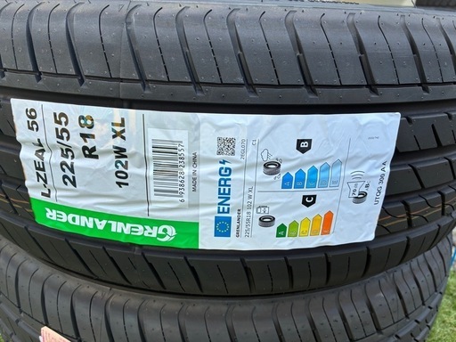 新品タイヤ4本セット　225 55 R18