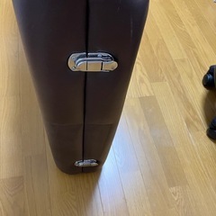 施術用ベッド　サロン ベッド エステの画像