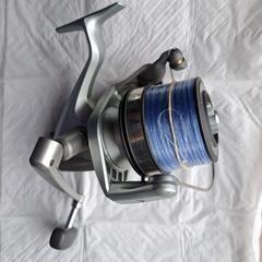 釣具　釣り　投げ竿とリールの画像