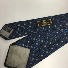 ✨スーツ用品✨　FENDI 紳士服 ネクタイ 👔 の画像