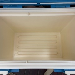 ダイワ　クーラーボックス GX-6　の画像