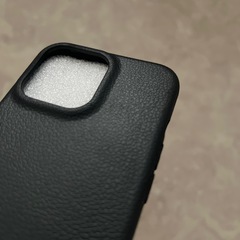 〈未使用〉iPhone13proケース ブラックの画像