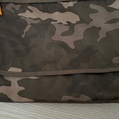 GAP肩掛け斜め掛けバッグの画像