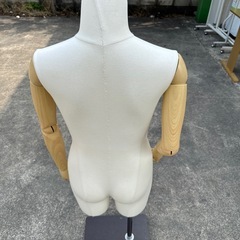 【在庫4台】【一台の値段】女性用マネキン　マネキン　腕は取り外し可能の画像