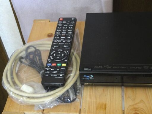 Panasonic DIGA 500GB 2番組同時録画 (バロン) 谷山の映像