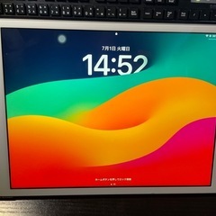 iPad 第8世代 32GB Wi-Fiモデル　カバー付き