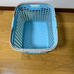 洗濯カゴの画像