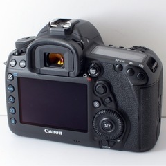 最新機！Canon EOS 5D Mark Ⅳ★Wズームレンズ★三脚付き  1ヶ月動作補償あり！ 安心の補償付き発送！ 送料無料！の画像
