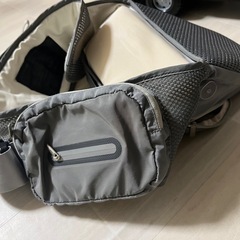 ヒップ式抱っこ紐の画像