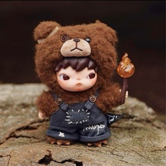 Hirono Living Wild Fight for Joy ぬいぐるみの画像
