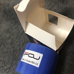 新品！キネシオロジーテープ5cm × 5m テーピングテープ マラソン 膝 足首 手首の画像