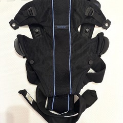 【7/18まで出品】ベビービョルン　ベビーキャリア MINI（抱...