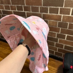 取引中ジュニアシートand夏用日焼け帽子の画像