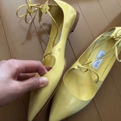 ジミーチュウ　パンプスフラット
の画像