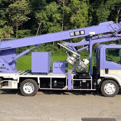 【K-0010】いすゞ　エルフ　NPR75N　照明車 トラック　1万km　平成20年式　タダノ LS-1800　3段ブーム　18ｍ　照明6本の画像