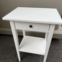 IKEA コーナーテーブル