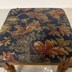 ◆🔶お持ち帰り限定・特別価格🔶◆ 三越ブルージュ オットマン スツール クラシック　Mitsukoshi Kagu Brugeの画像