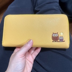 黄色長い財布
