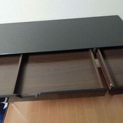 ～～　ニトリ　スリムデスク　強化ガラステーブル　～～の画像