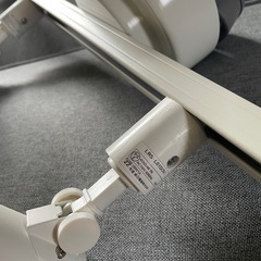 シーリング　ダクトレール ライト4個　照明　電気の画像