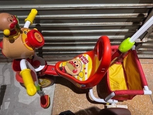アンパンマン三輪車 (こたん) 平野のベビー用品《その他》の中古