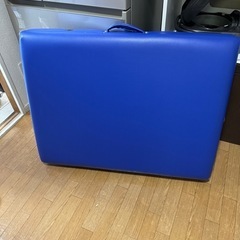 7月中旬までに取引お願いします。マッサージ　エステ　ベッド　業務用　サロンの画像