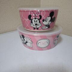 未使用 ディズニーグッズ３点ウォシュタオル　保存ストッカー2個　グラス５個の画像