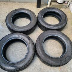 ノーストレック 195/65R15スタッドレスタイヤアルミセット 国産