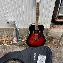【百光工建】Yamaha アコースティックギター サンバーストの画像