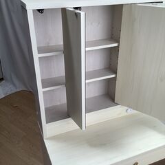 No.93　　ドレッサー　３面鏡　折りたたみイス付き（豊橋市収集業務課リユース家具）の画像
