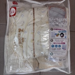 【美品！】ベビー布団８点セット＋替えシーツの画像