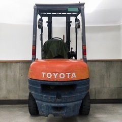 TOYOTAフォークリフト 2.5tの画像