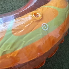 浮き輪の画像