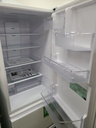 J9943【リユースのサカイ柏店】HITACHI ヒタチ 3ドア冷蔵庫 R-V32TV