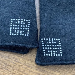 美原店 GIVENCHY カシミヤ混 レディース 手袋 ラインストーン　ロゴの画像