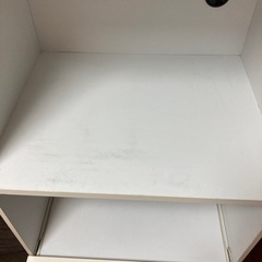 食器棚の画像