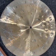 Meinl Byzanceハイハット Anika　Nillesサイン入りの画像