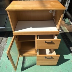 🉐格安レンジ台食器棚🉐 の画像