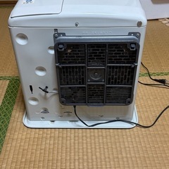 ダイニチ　ブルーヒーターとポリタンク2個のセットの画像